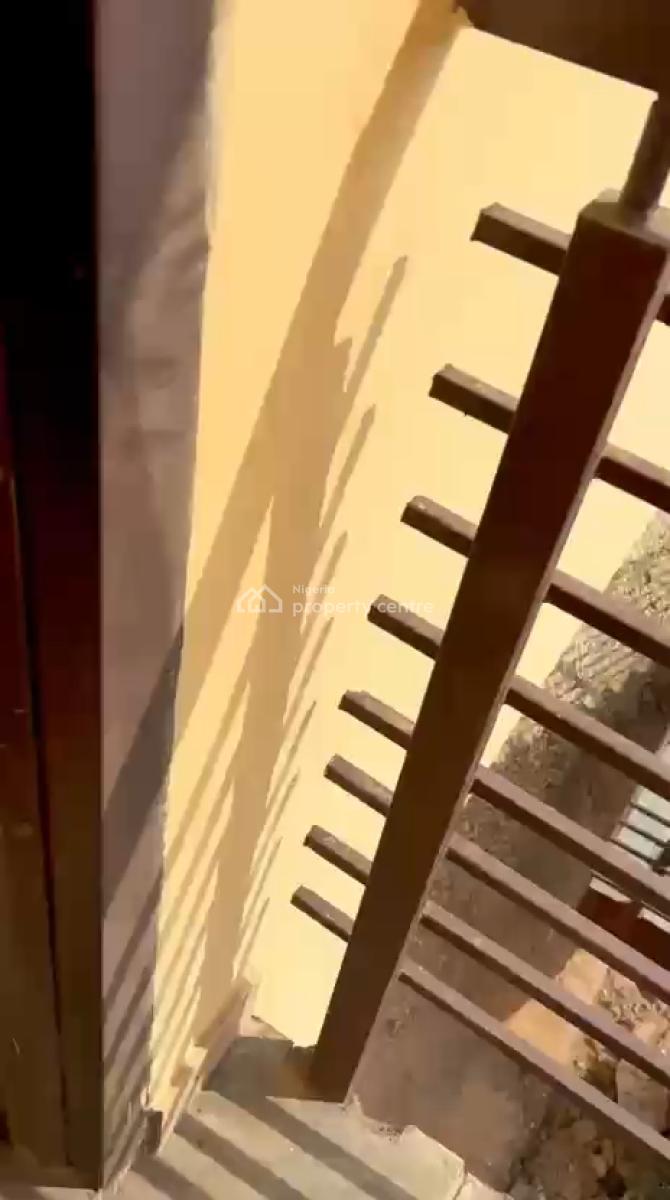 Spacious 2bedroom Apartment, Omole Phase 2, Ikeja, Lagos, Flat / Apartment for Rent