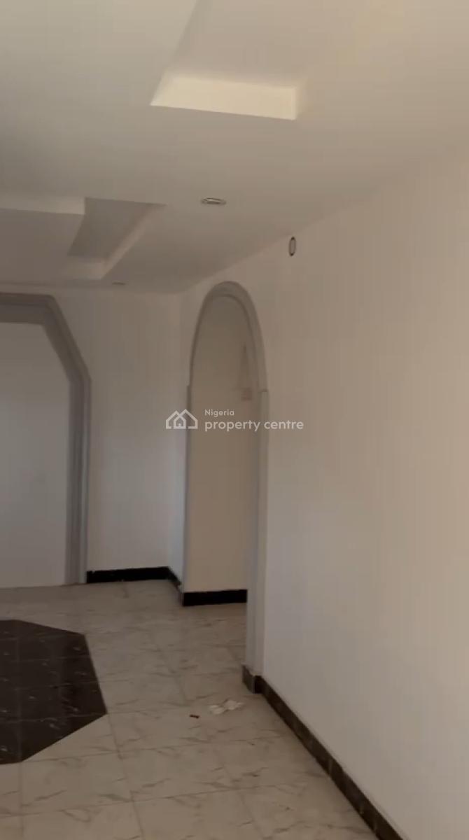 Spacious 2bedroom Apartment, Omole Phase 2, Ikeja, Lagos, Flat / Apartment for Rent