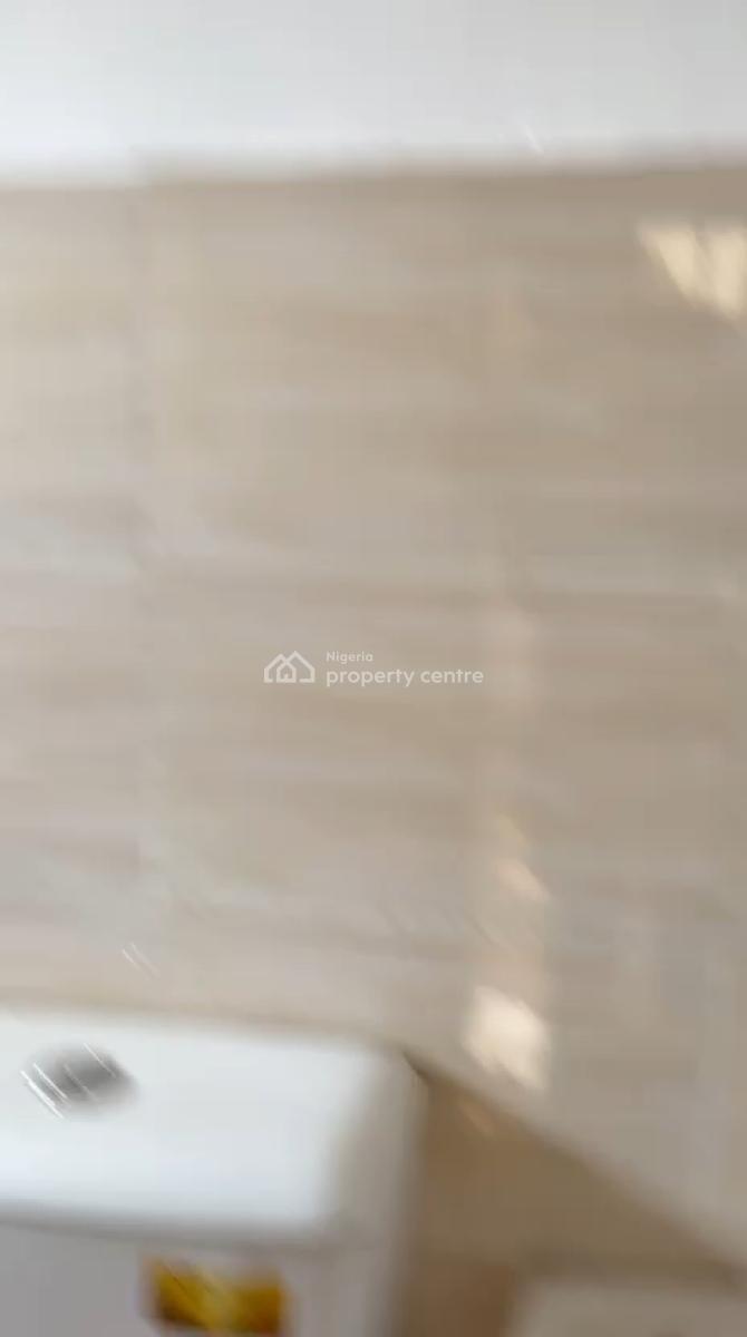 Spacious 2bedroom Apartment, Omole Phase 2, Ikeja, Lagos, Flat / Apartment for Rent