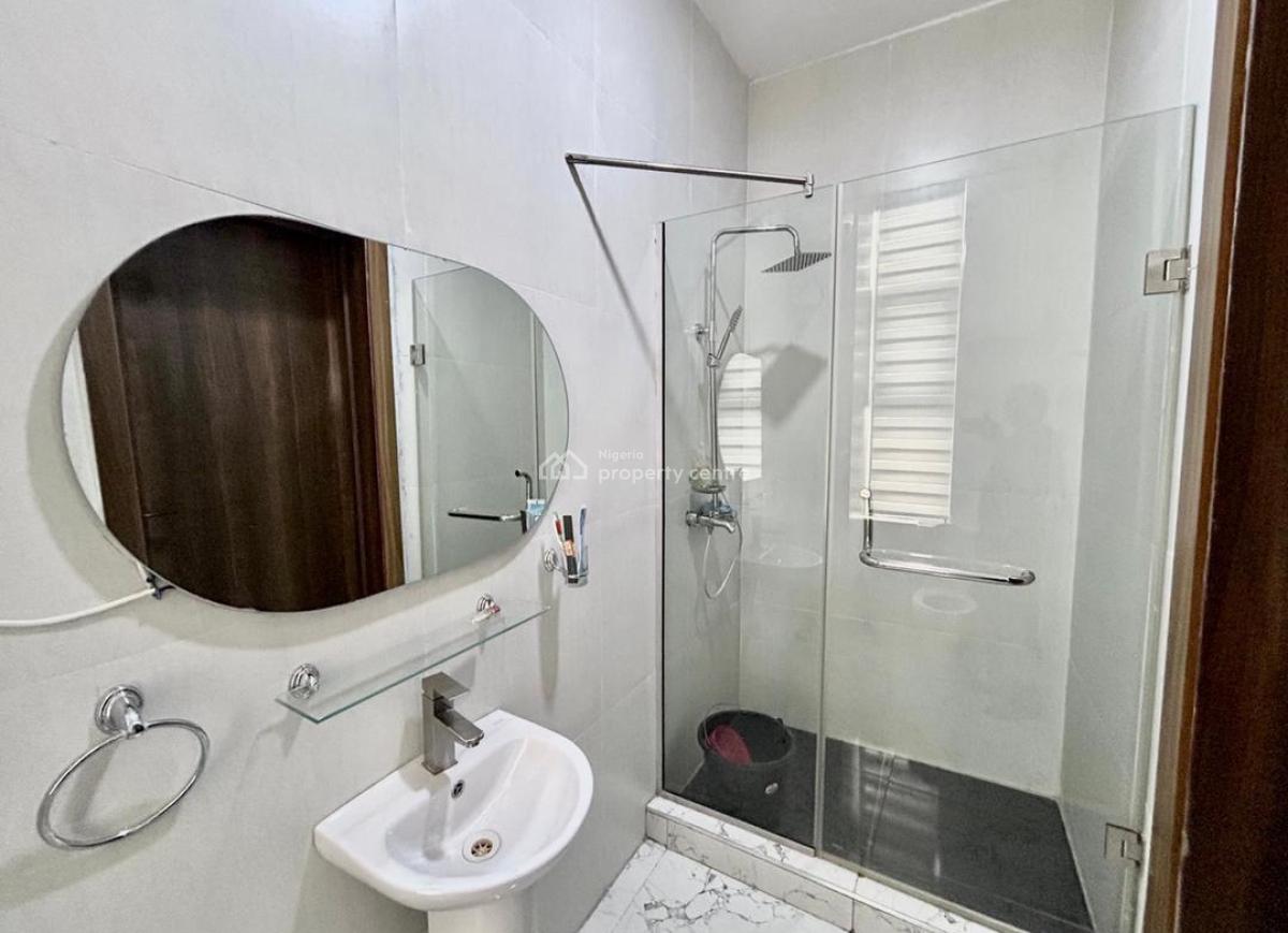 Serviced 2 Bedroom Apartment with Lift, Bera Estate Off Chevron Drive, Idado, Lekki, Lagos, Flat / Apartment for Rent