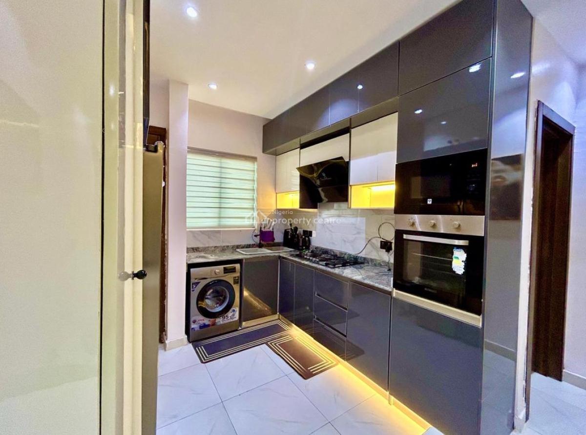 Serviced 2 Bedroom Apartment with Lift, Bera Estate Off Chevron Drive, Idado, Lekki, Lagos, Flat / Apartment for Rent