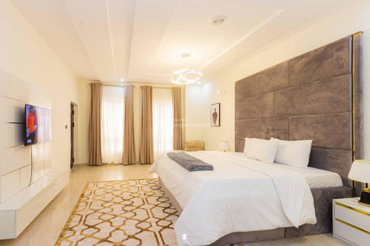 Stunning and Fully Service,furnished 4-bedroom Semidetached Duplex, Ikota, Lekki, Lagos, Semi-detached Duplex for Sale