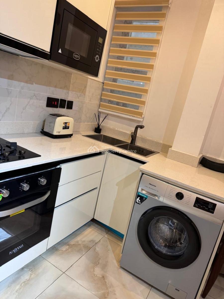Luxury 1 Bedroom Apartment, Off Freedom Way, Lekki Phase 1, Lekki, Lagos, Flat / Apartment for Sale
