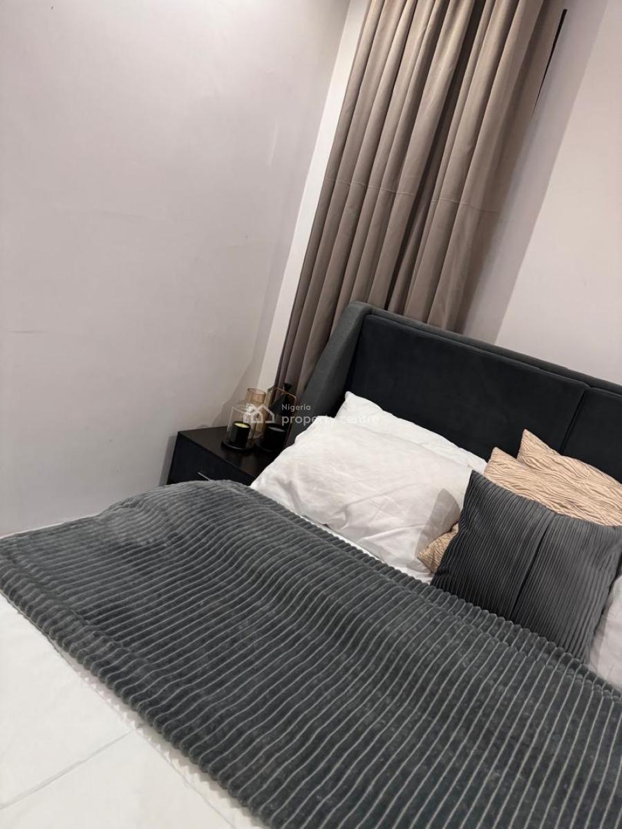 Luxury 1 Bedroom Apartment, Off Freedom Way, Lekki Phase 1, Lekki, Lagos, Flat / Apartment for Sale