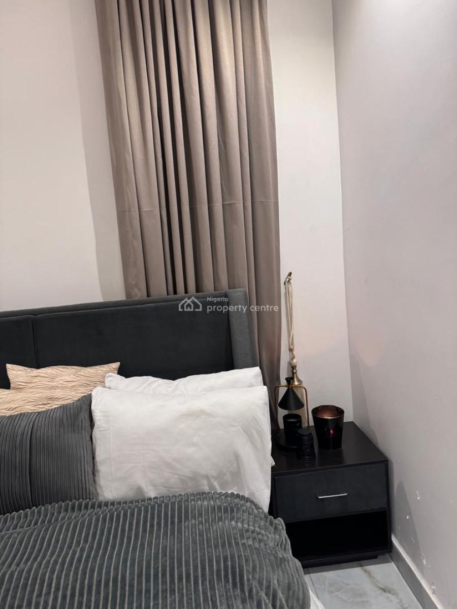 Luxury 1 Bedroom Apartment, Off Freedom Way, Lekki Phase 1, Lekki, Lagos, Flat / Apartment for Sale