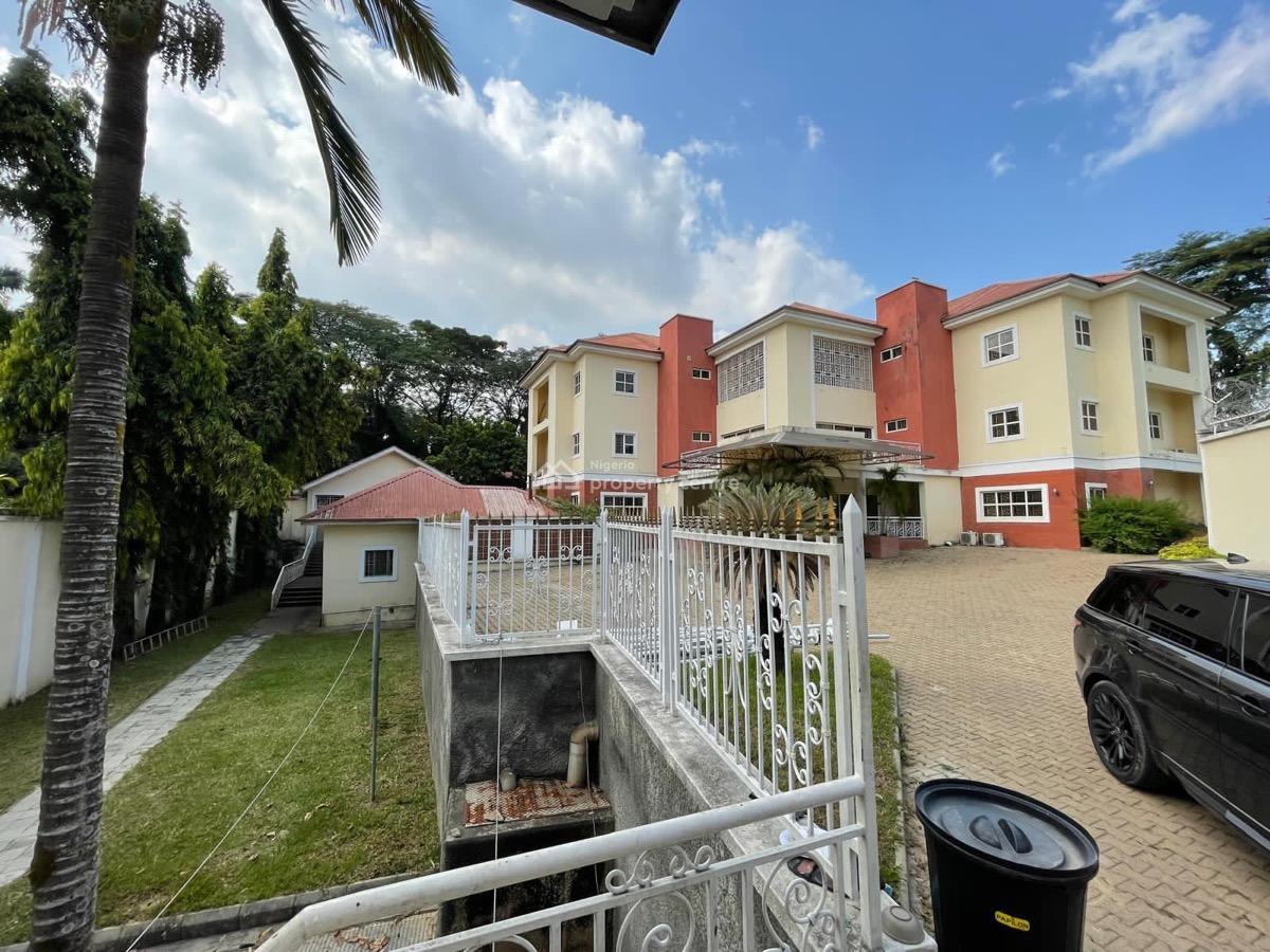 9 Bedrooms Detached Mansion,6rooms Bq/chalet, Office/residential Use, Maitama District, Abuja, Detached Duplex for Rent