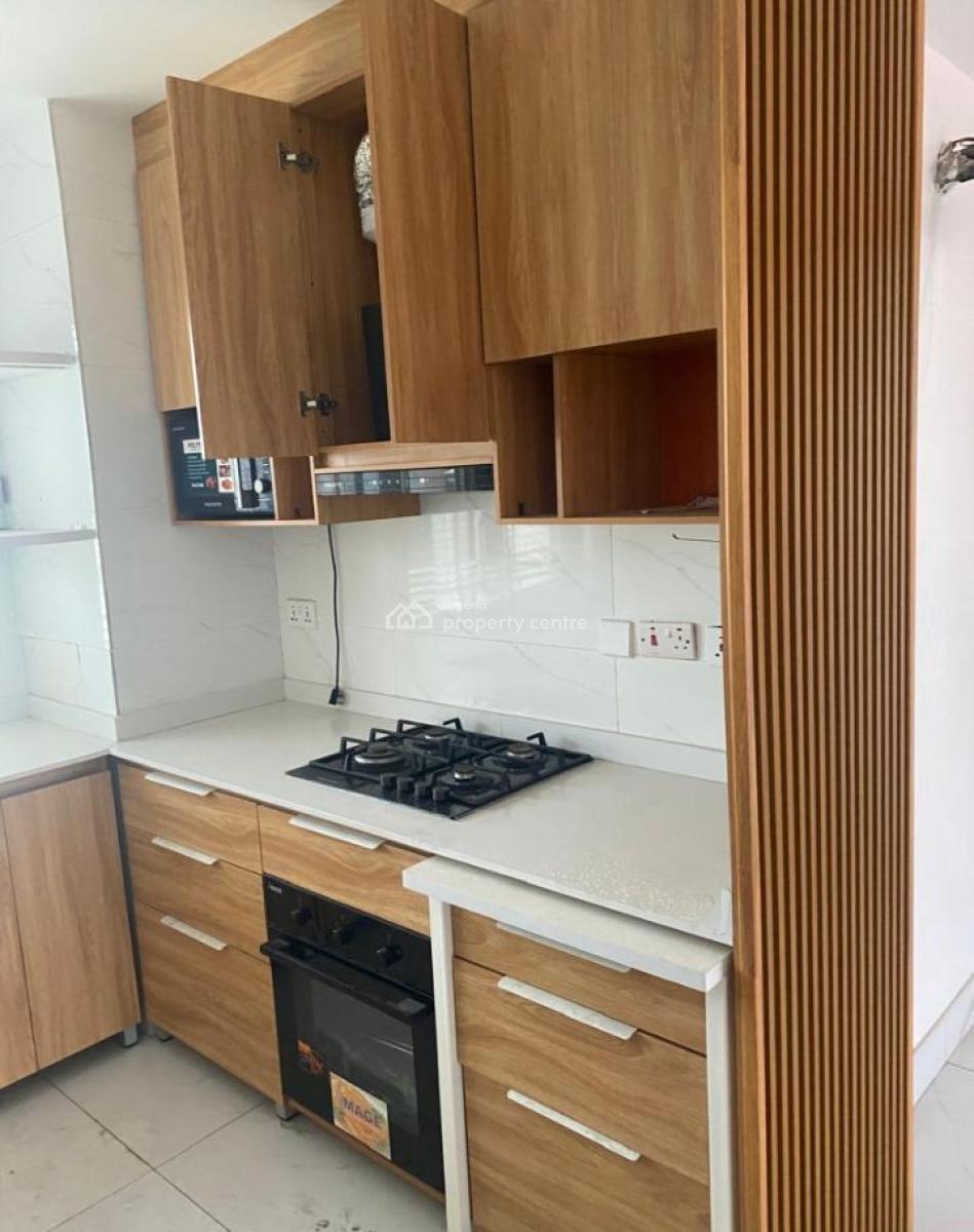 Serviced 3 Bedroom Apartment with a Room Bq, Alagomeji, Yaba, Lagos, Flat / Apartment for Rent