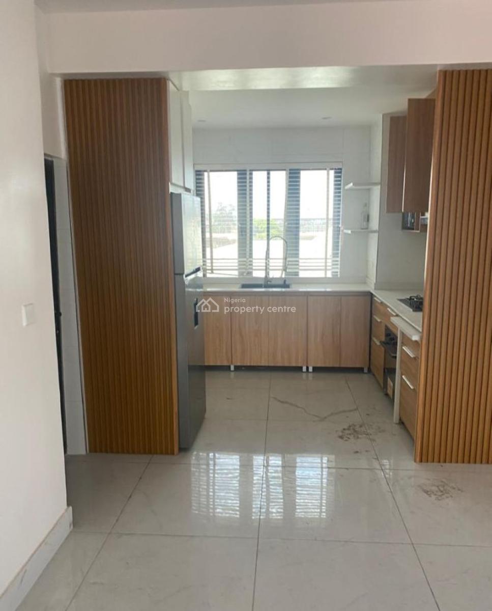 Serviced 3 Bedroom Apartment with a Room Bq, Alagomeji, Yaba, Lagos, Flat / Apartment for Rent