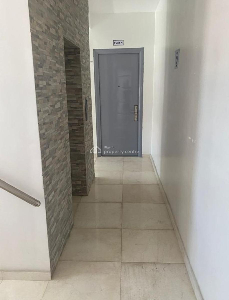 Serviced 3 Bedroom Apartment with a Room Bq, Alagomeji, Yaba, Lagos, Flat / Apartment for Rent