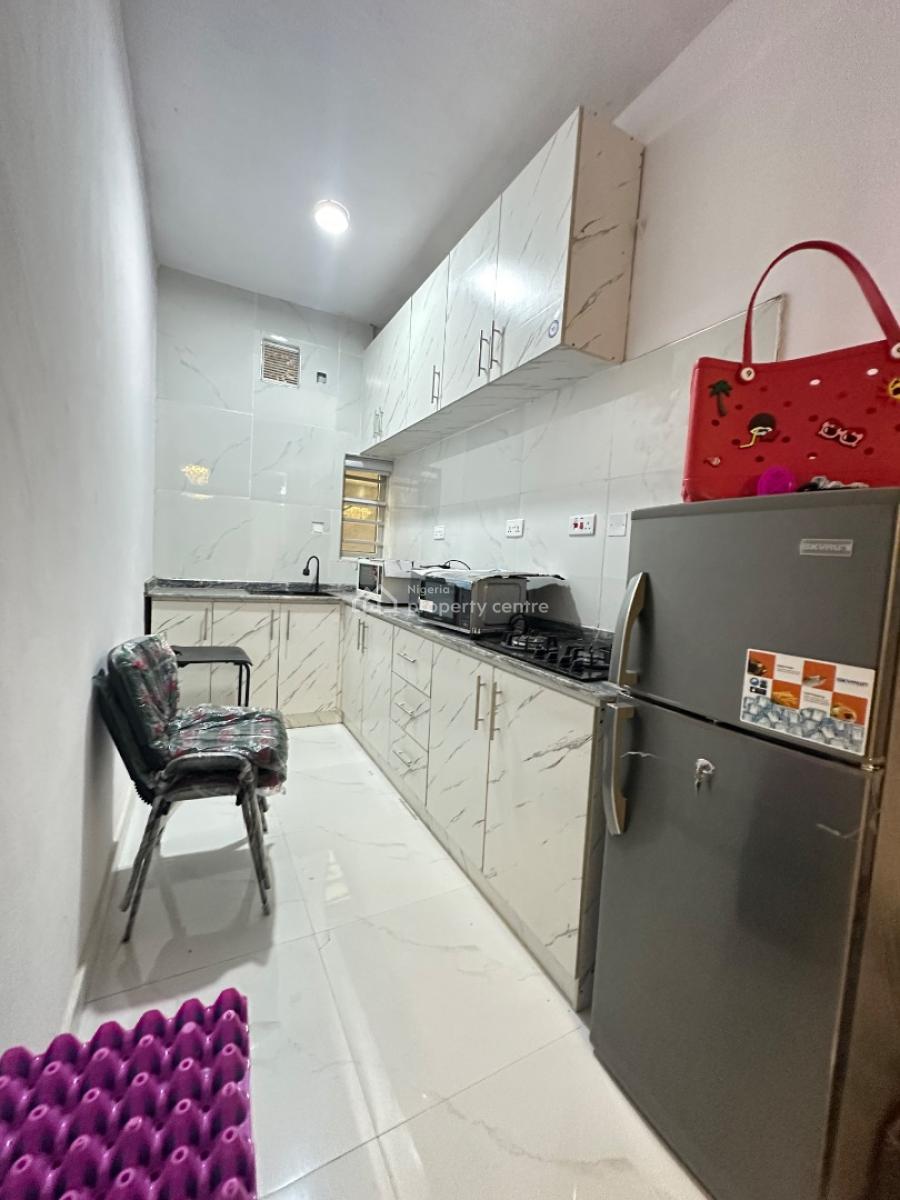 Fully Furnished 1 Bedroom Apartment, Lcc, Lekki, Lagos, Flat / Apartment Short Let