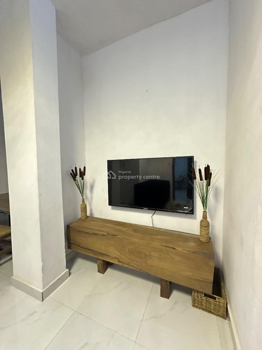 Fully Furnished 1 Bedroom Apartment, Lcc, Lekki, Lagos, Flat / Apartment Short Let