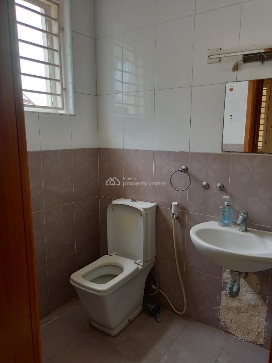 Serviced 3 Bedroom with Big Bq Pool Elevator Acs, Lekki Phase 1, Lekki, Lagos, Flat / Apartment for Rent
