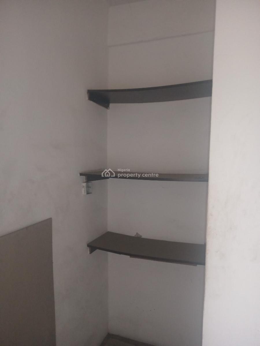 3-bedroom First-floor Rear Flat, Suitable Strictly for Office Use., Adekunle, Yaba, Lagos, Office Space for Rent