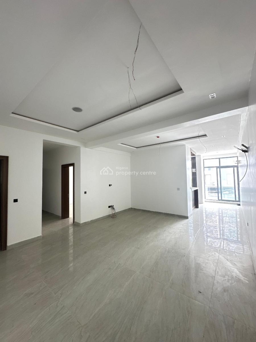 Newly Finished 2 Bedroom Apartment, Lekki Phase 1, Lekki, Lagos, Flat / Apartment for Sale