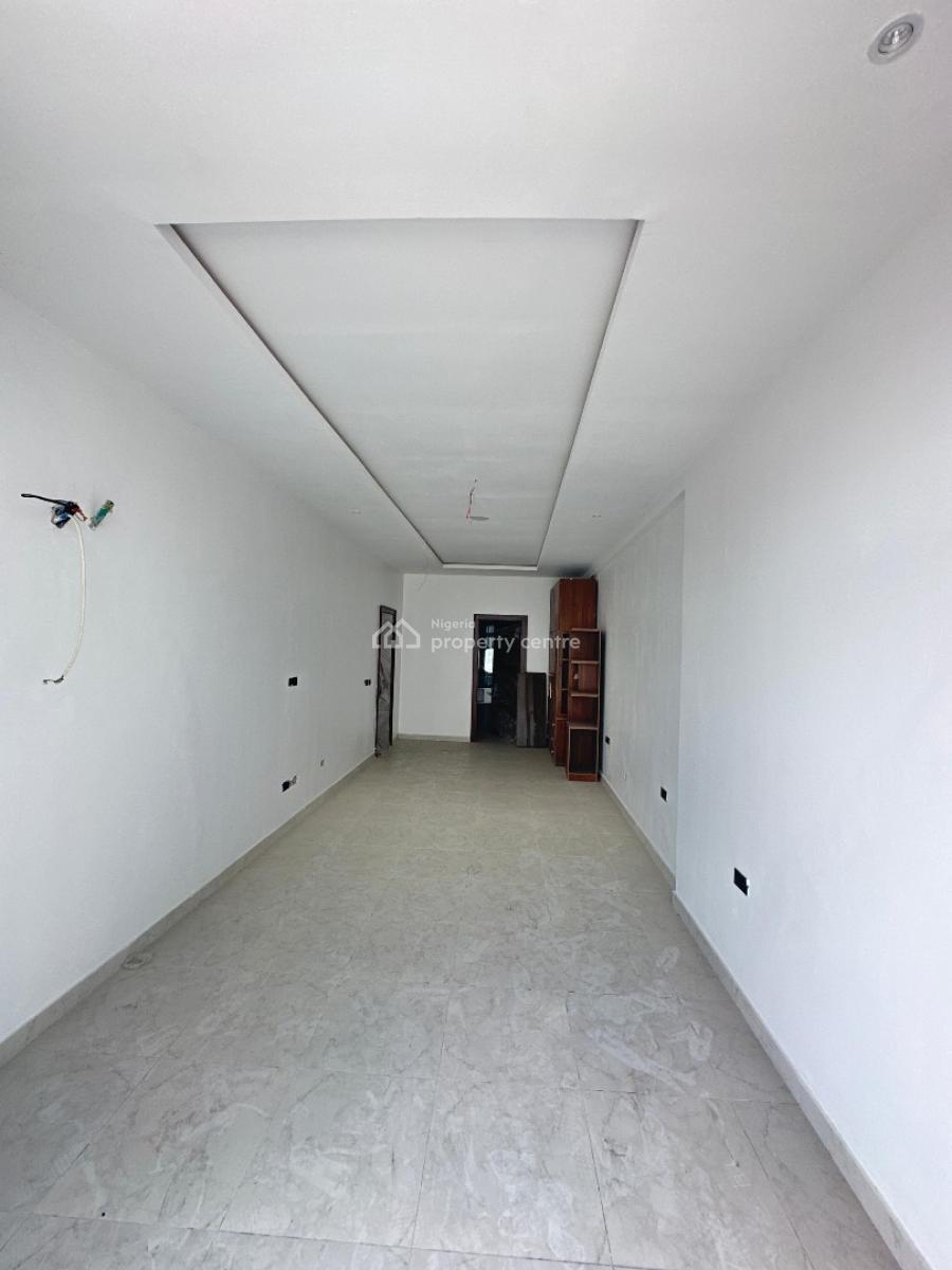 Newly Finished 2 Bedroom Apartment, Lekki Phase 1, Lekki, Lagos, Flat / Apartment for Sale