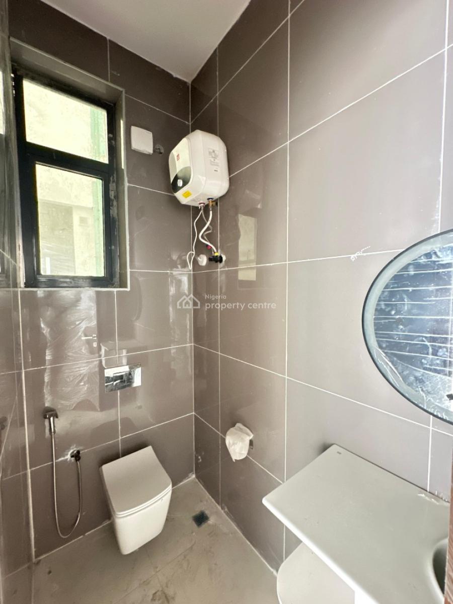 Newly Finished 2 Bedroom Apartment, Lekki Phase 1, Lekki, Lagos, Flat / Apartment for Sale