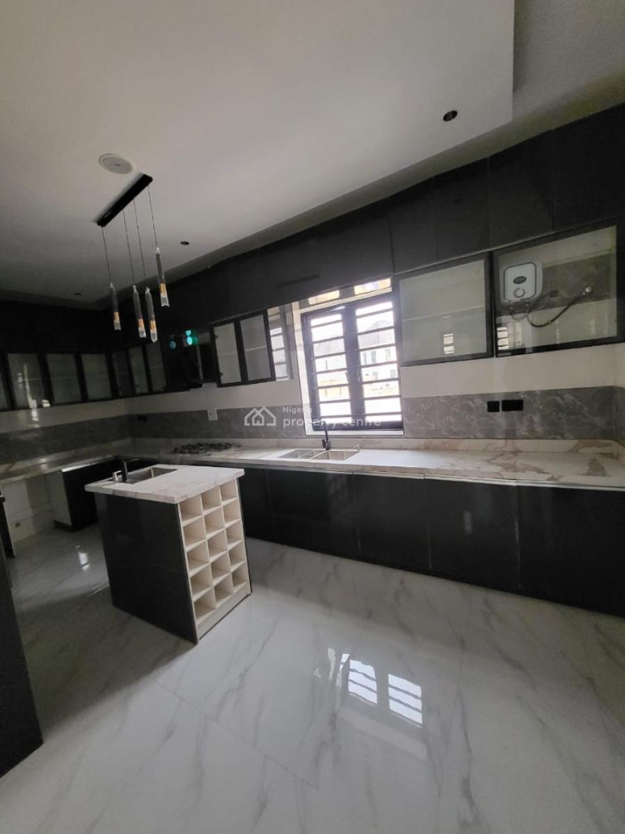 5 Bedroom  Detached Duplex with Bq, Royal Pine Estate Orchid Road, Lekki, Lagos, Detached Duplex for Sale