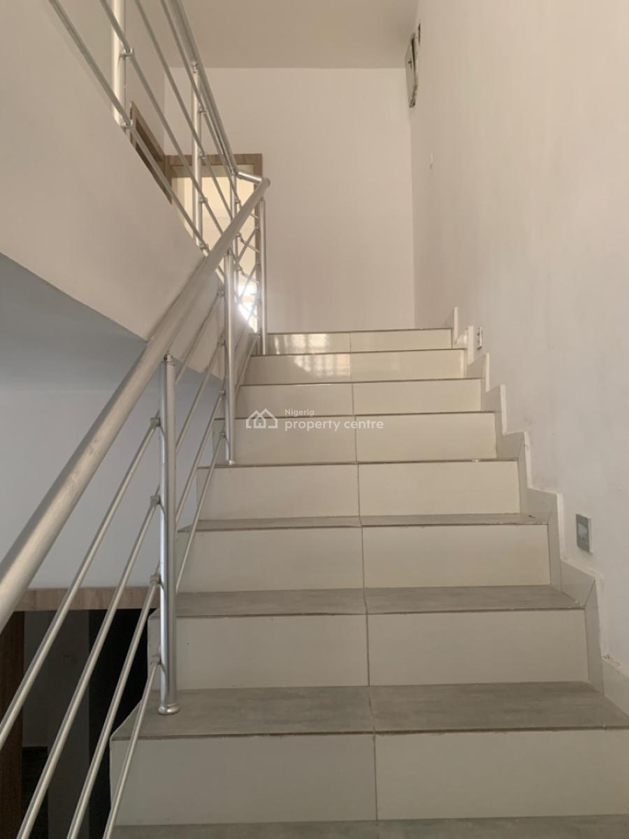 Executive Spacious 3 Bedroom & Bq Service Apartment, Ajah, Lagos, Flat / Apartment for Rent