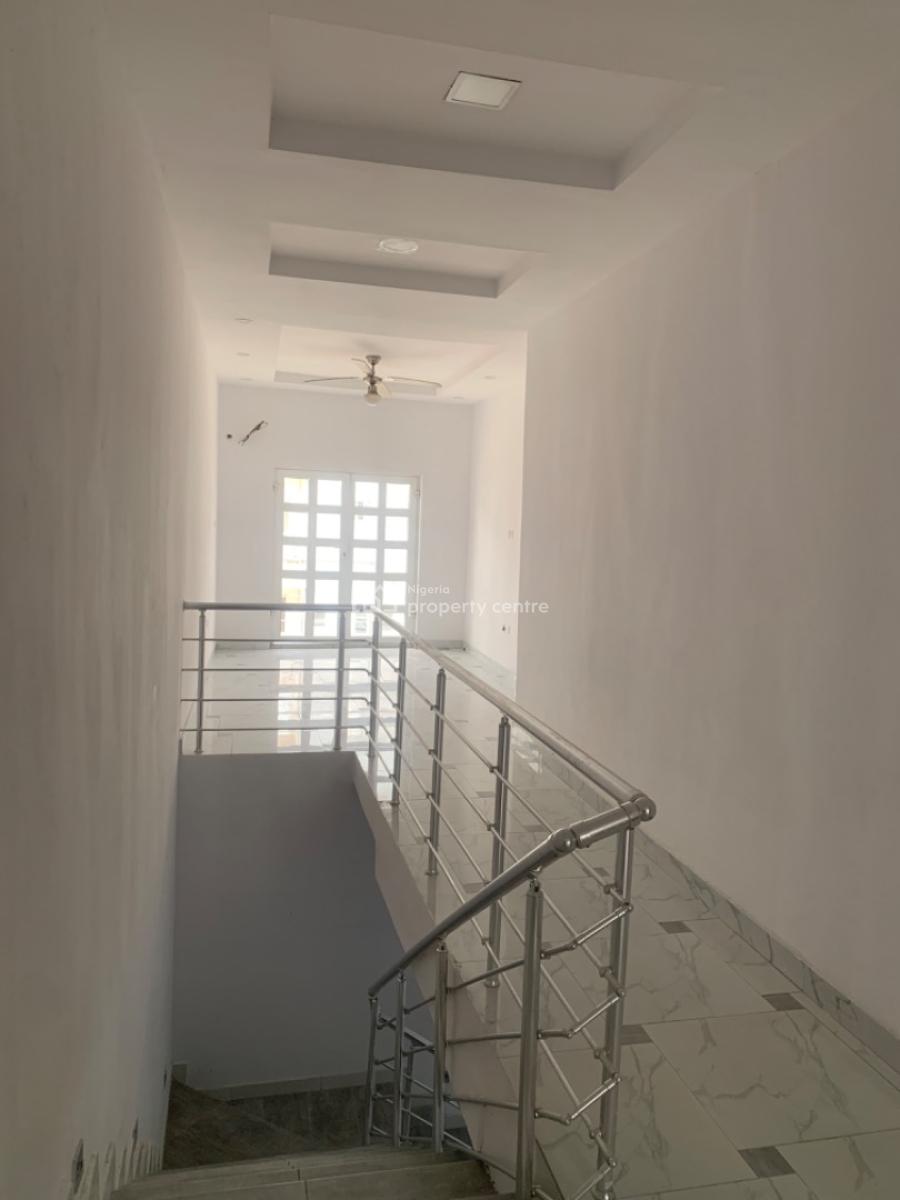 Executive Spacious 3 Bedroom & Bq Service Apartment, Ajah, Lagos, Flat / Apartment for Rent
