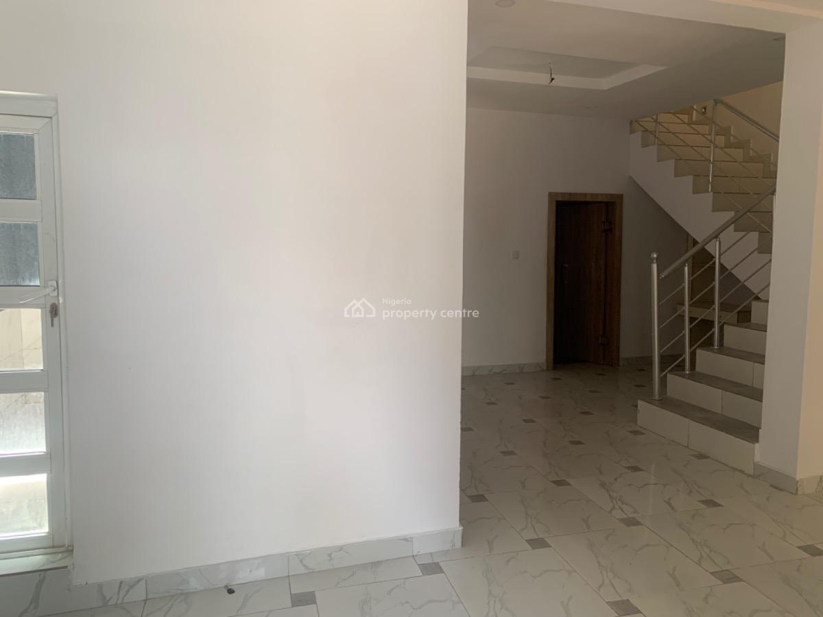 Executive Spacious 3 Bedroom & Bq Service Apartment, Ajah, Lagos, Flat / Apartment for Rent