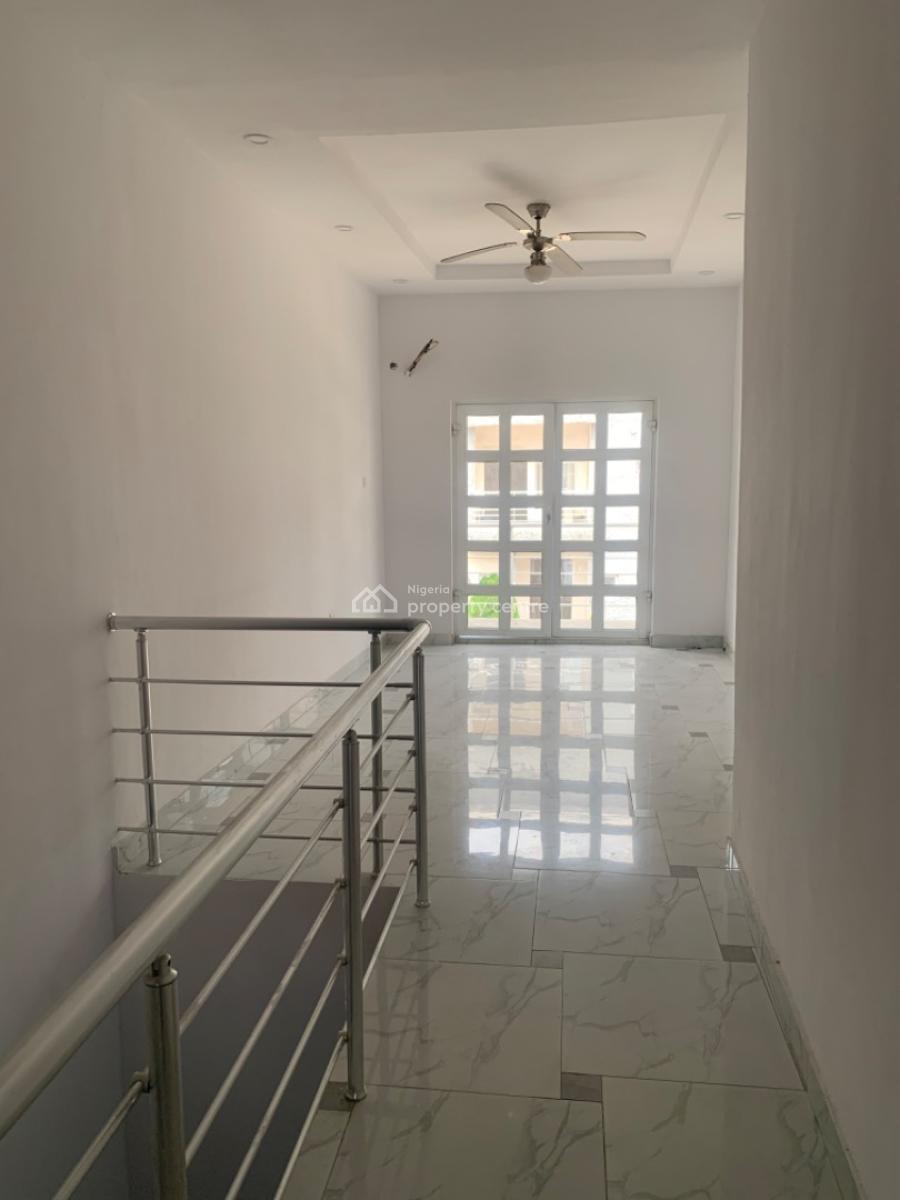 Executive Spacious 3 Bedroom & Bq Service Apartment, Ajah, Lagos, Flat / Apartment for Rent