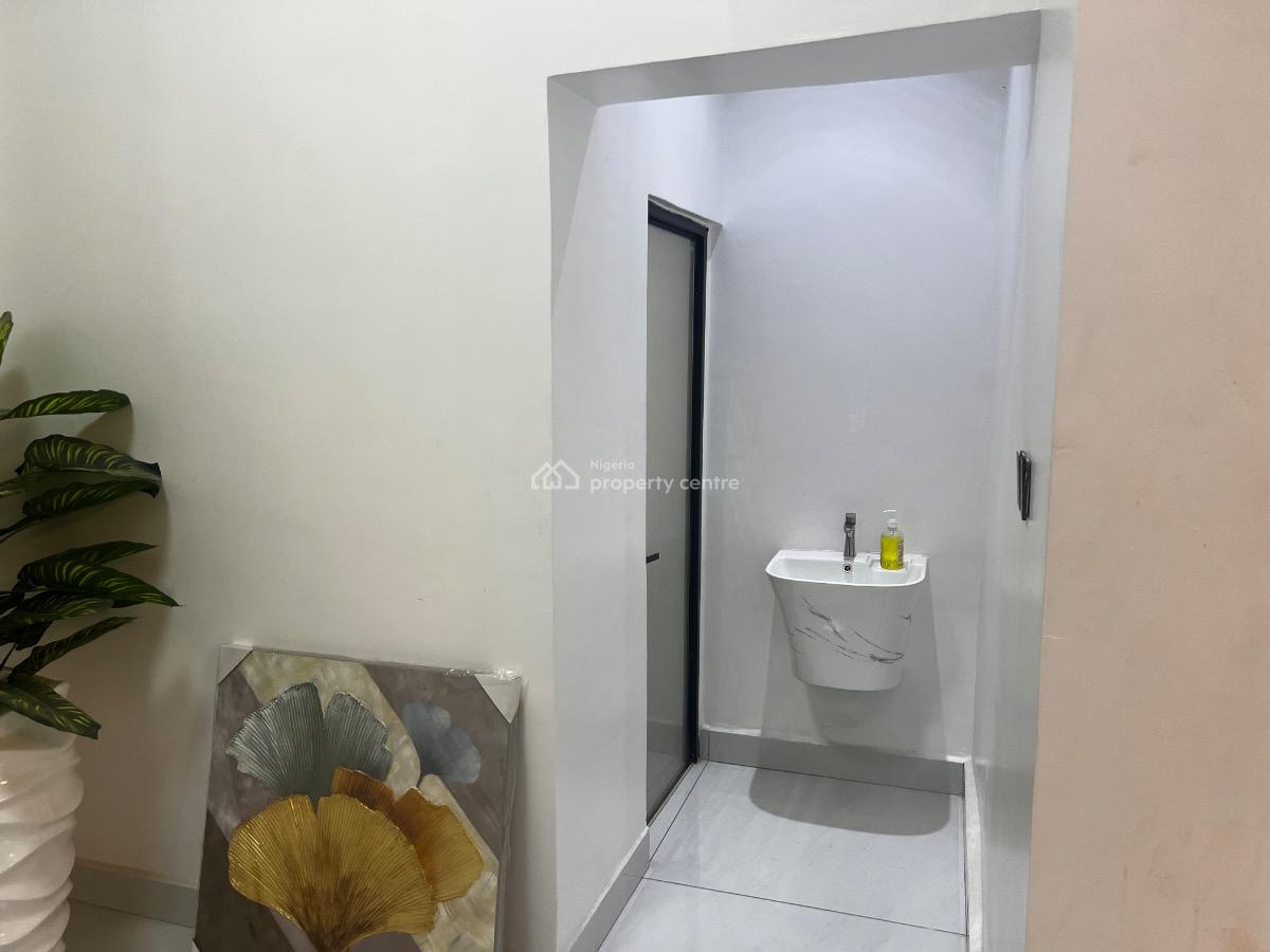 Luxury Furnished 5-bedroom Detached Duplex in Guzape, Guzape District, Abuja, Detached Duplex for Sale