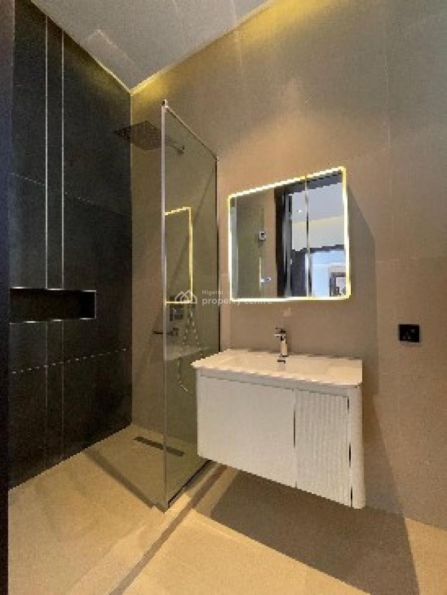 3 Bedroom + Bq, Lekki Phase 1, Lekki, Lagos, Flat / Apartment for Sale