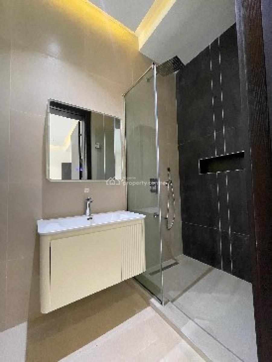 3 Bedroom + Bq, Lekki Phase 1, Lekki, Lagos, Flat / Apartment for Sale