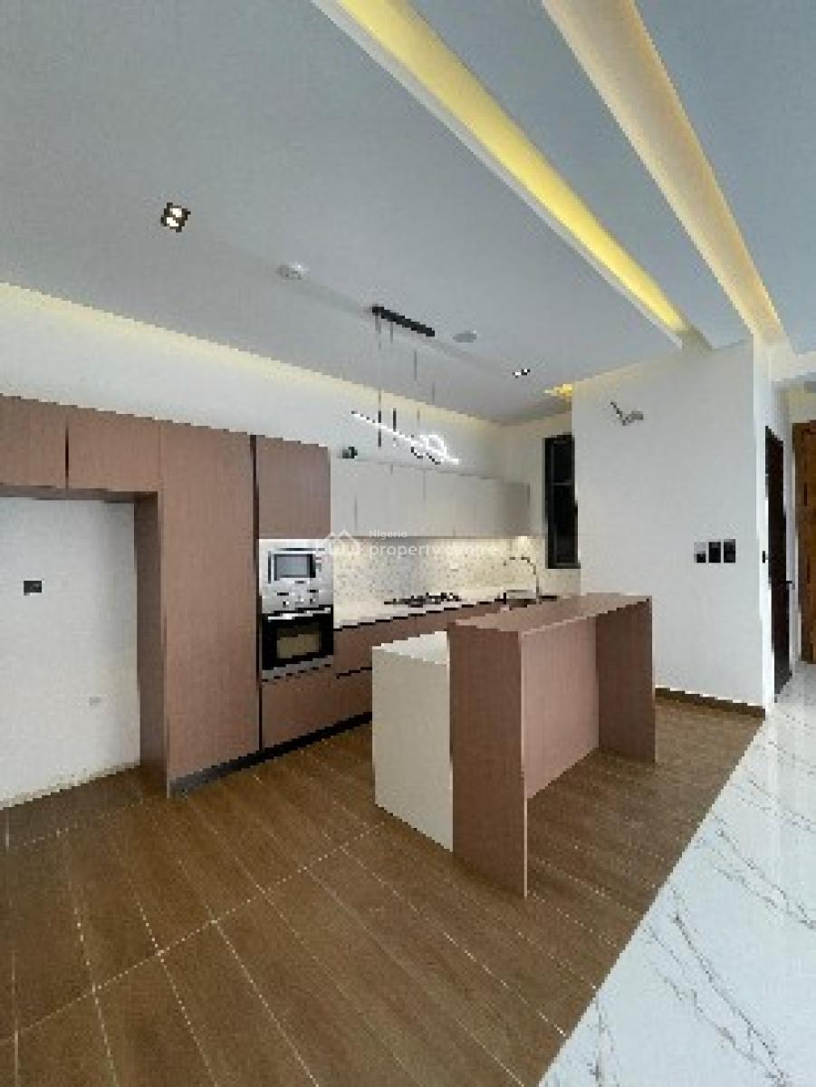 3 Bedroom + Bq, Lekki Phase 1, Lekki, Lagos, Flat / Apartment for Sale