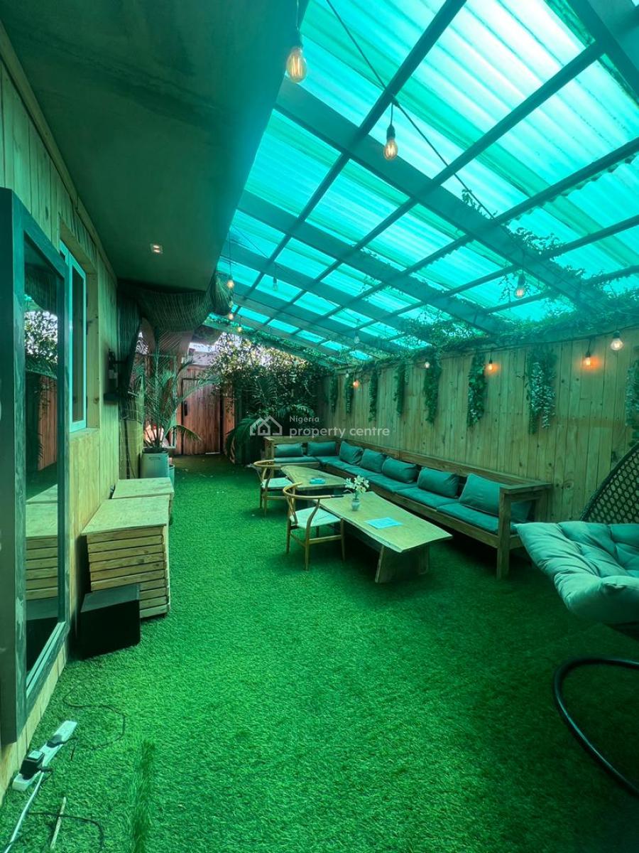 2 Bedroom Furnished Apartment, Lekki Phase 1, Lekki, Lagos, Flat / Apartment for Sale