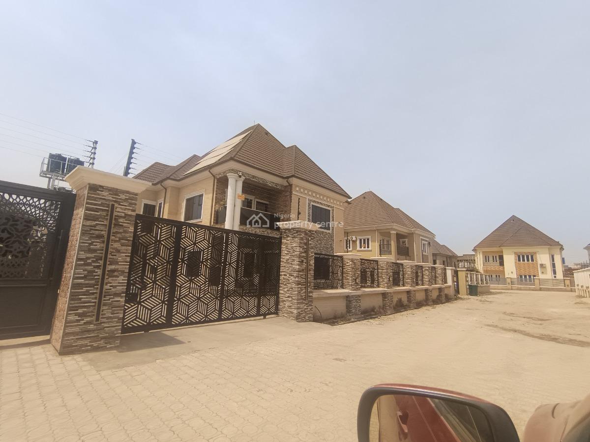 Luxury 4-bedroom Detached House with 2 Rooms Guest Chalet, Gaduwa, Abuja, Detached Duplex for Sale