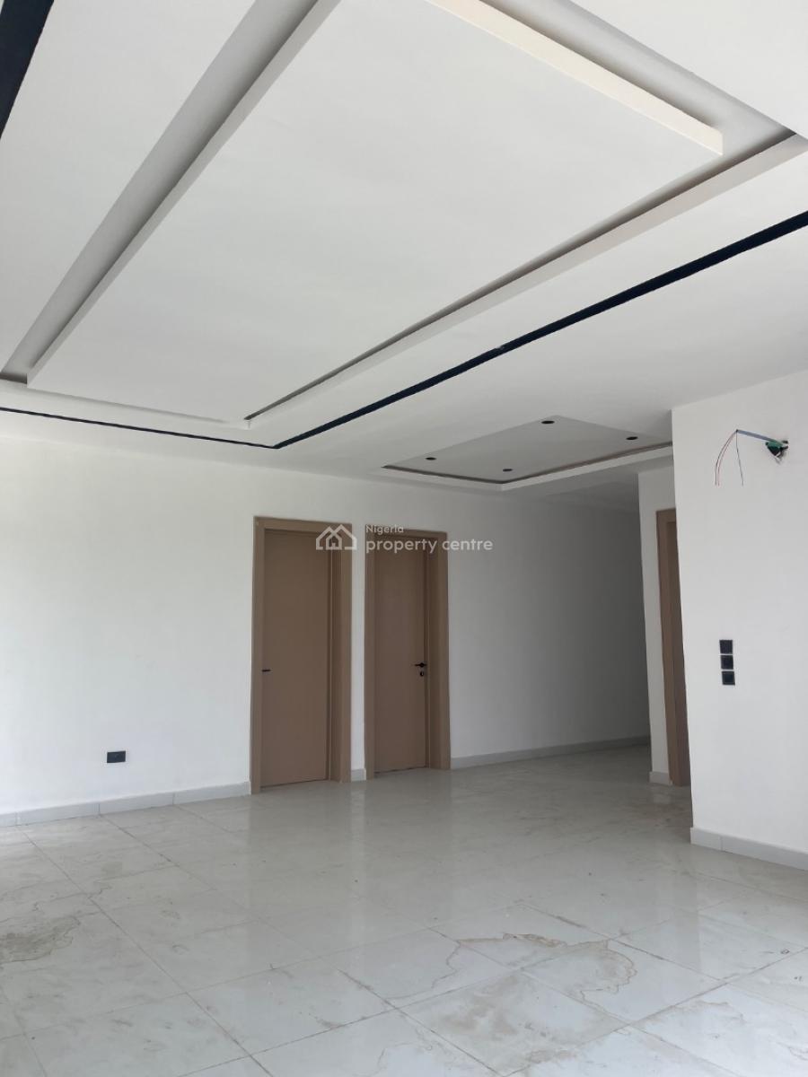 Alluringly Finished Luxury 2 Bedroom Apartment + Communal Pool, Lekki Phase 1, Lekki, Lagos, Flat / Apartment for Sale