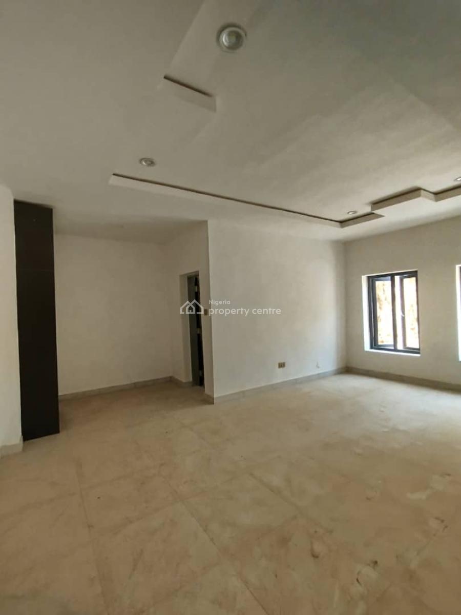 Amazing 5bedroom Semi-detached Duplex with 1room Bq in an Estate, Guzape District, Abuja, Semi-detached Duplex for Sale