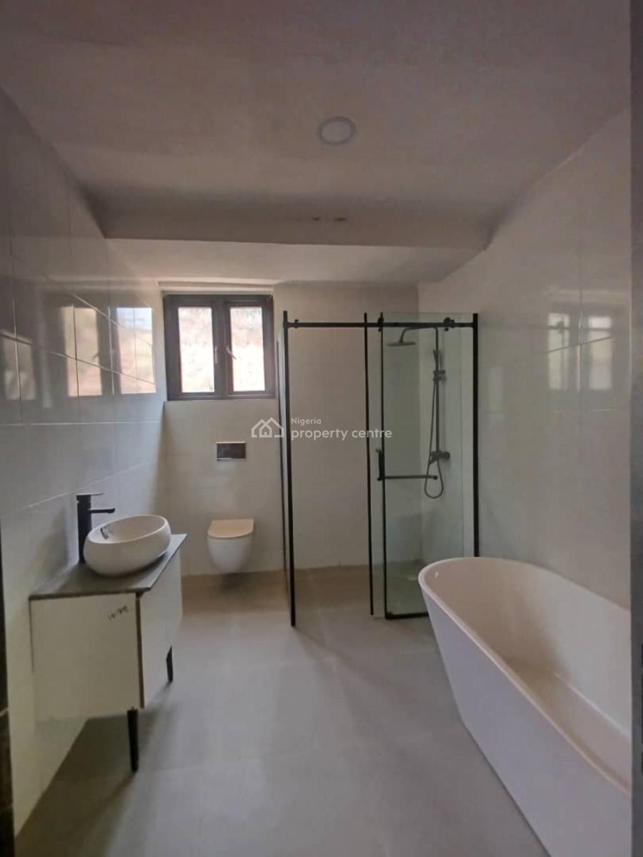 Amazing 5bedroom Semi-detached Duplex with 1room Bq in an Estate, Guzape District, Abuja, Semi-detached Duplex for Sale