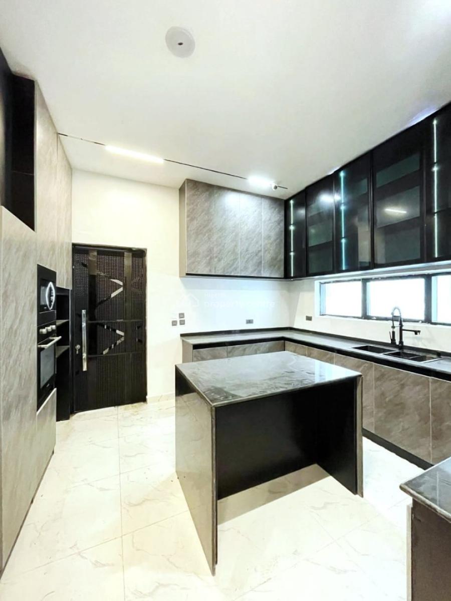 Contemporary 5 Bedroom Fully Detached Home with Swimming Pool,, Lekki Phase 1, Lekki, Lagos, Detached Duplex for Sale