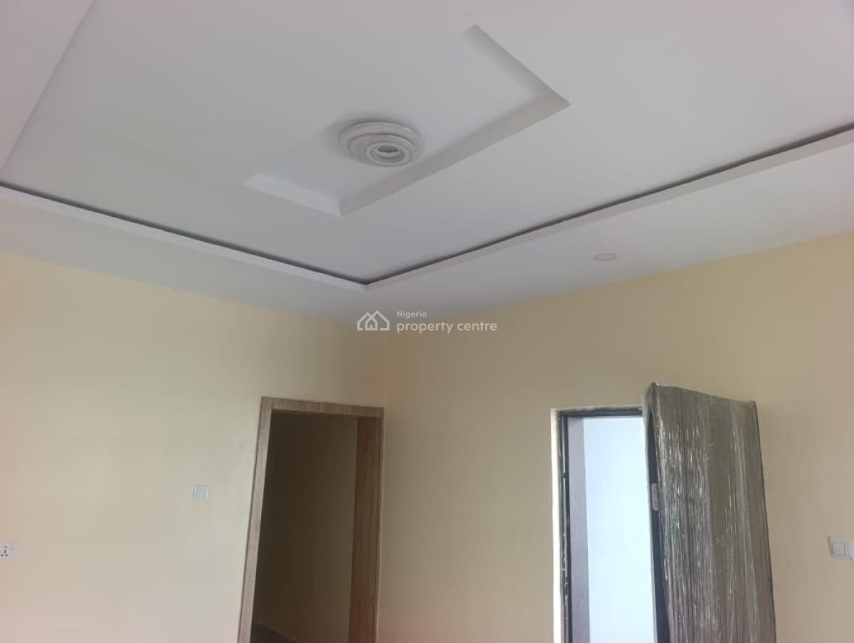 a New and Exquisite Units of 2 Bedroom Flats, Adeosun Estate, Akala Est, Akobo, Ibadan, Oyo, Flat / Apartment for Rent