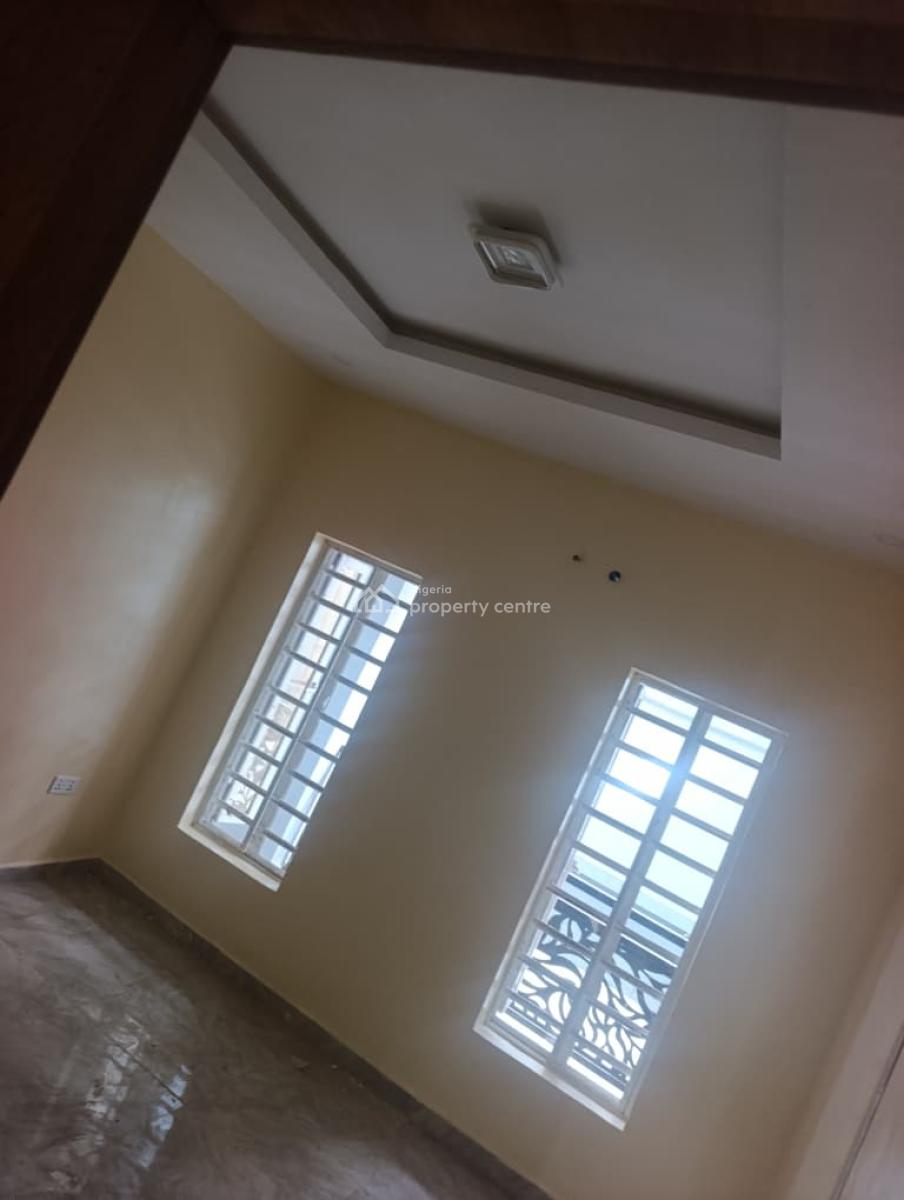 a New and Exquisite Units of 2 Bedroom Flats, Adeosun Estate, Akala Est, Akobo, Ibadan, Oyo, Flat / Apartment for Rent