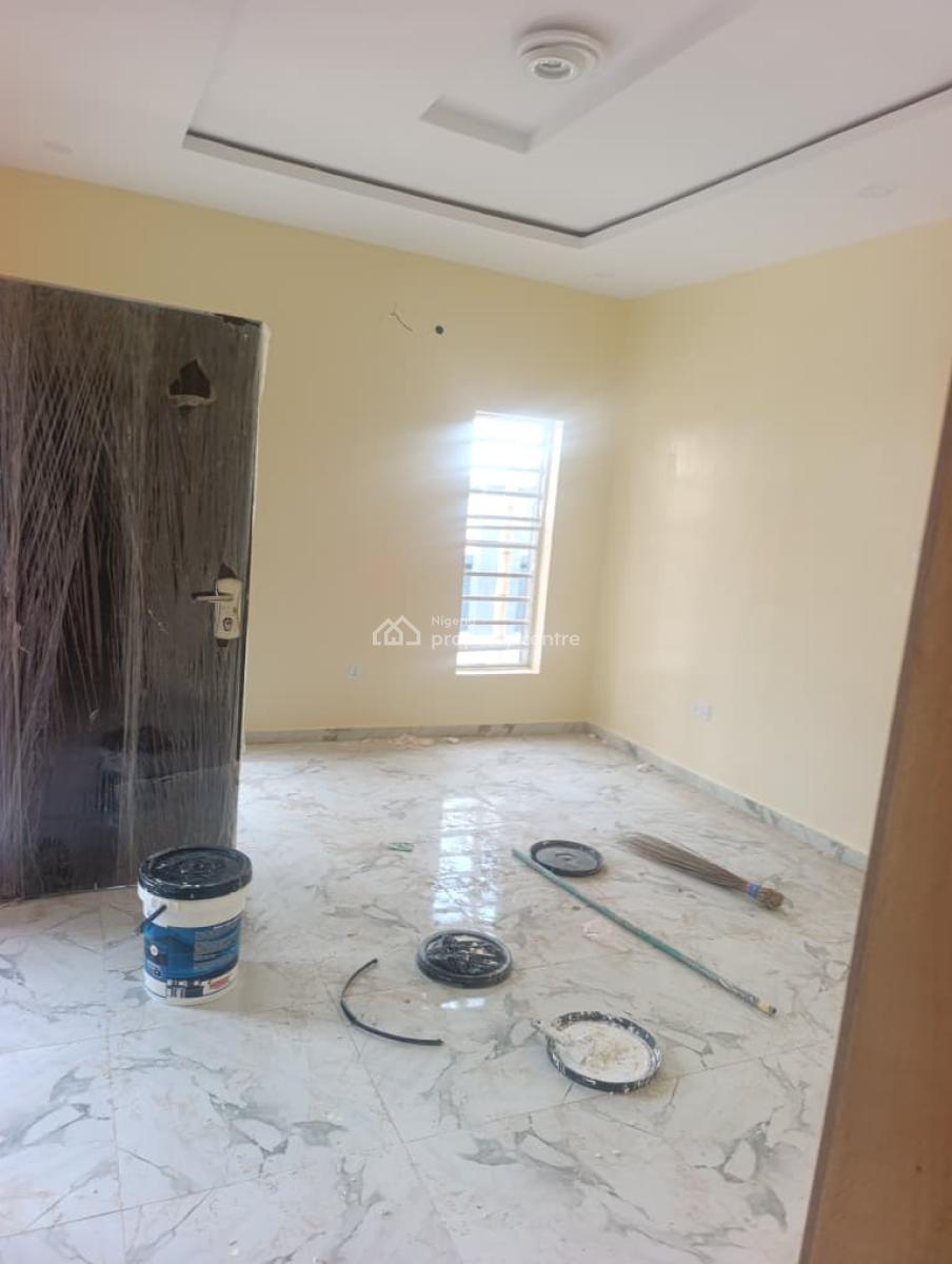 a New and Exquisite Units of 2 Bedroom Flats, Adeosun Estate, Akala Est, Akobo, Ibadan, Oyo, Flat / Apartment for Rent