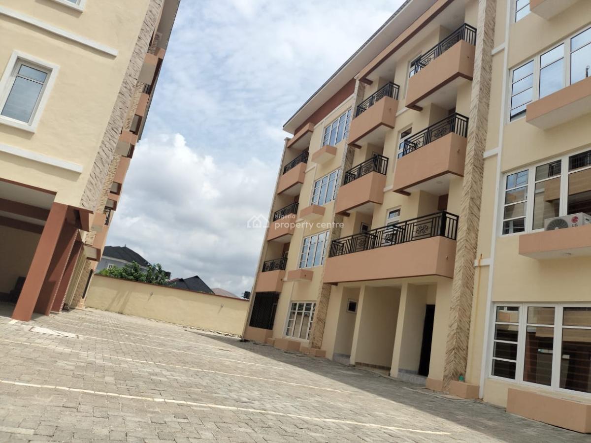3-bedroom Apartment, Gbagada, Lagos, Flat / Apartment for Sale