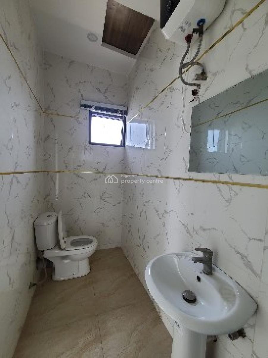 2 Bedroom Apartment, Ologolo, Lekki, Lagos, Flat / Apartment for Sale