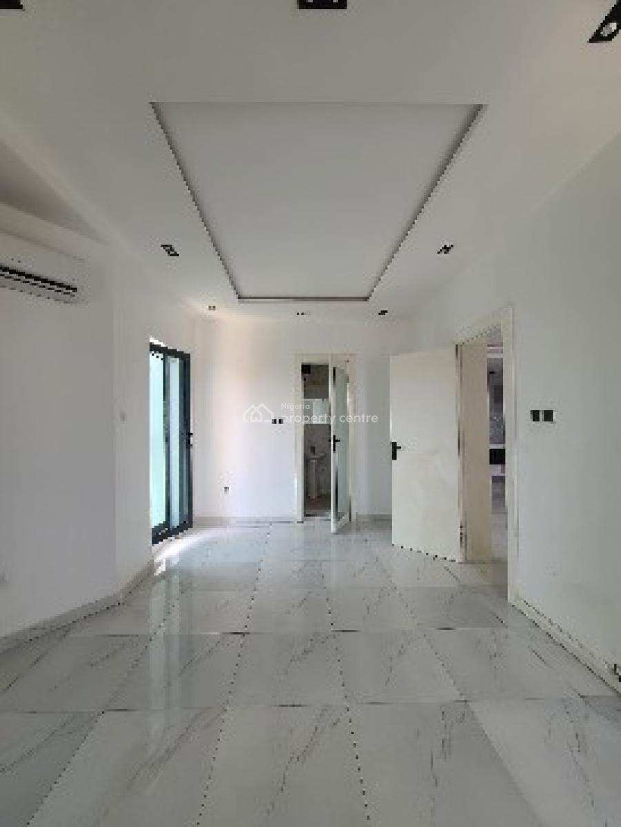 2 Bedroom Apartment, Ologolo, Lekki, Lagos, Flat / Apartment for Sale