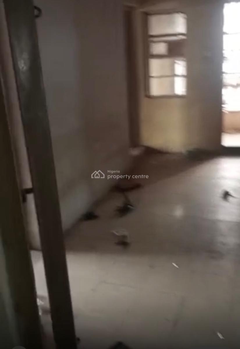 an Old 2 Bedroom Flat with Rooms En-suite and Guest Toilet, Iyana Ipaja, Ipaja, Lagos, Flat / Apartment for Rent