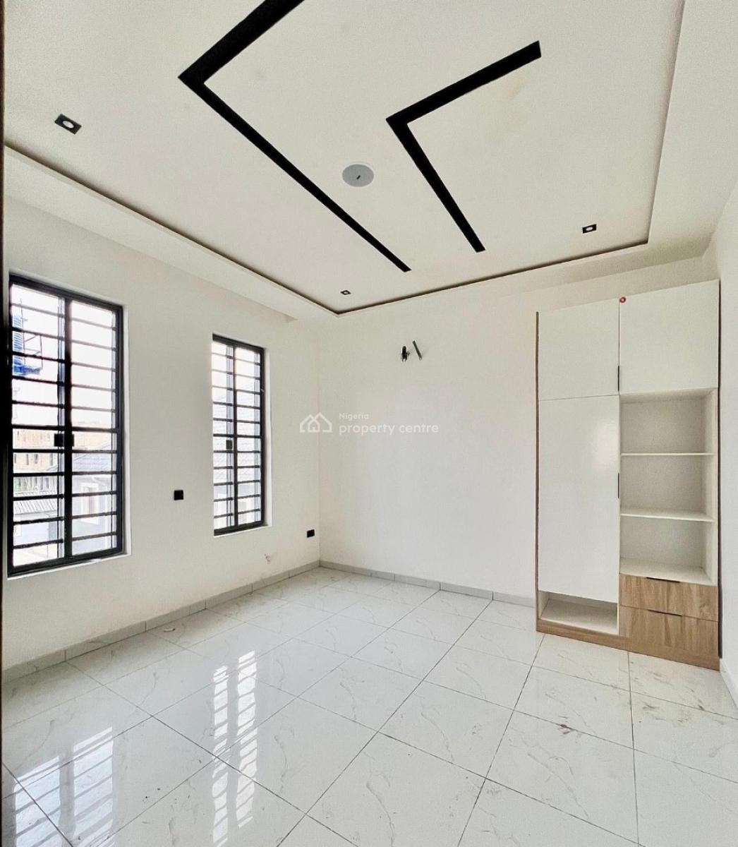 Fully Serviced 2 Bedroom Apartment, Ikate, Lekki, Lagos, Block of Flats for Sale