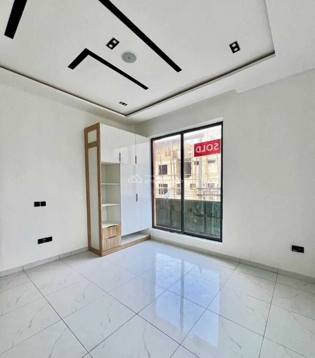 Fully Serviced 2 Bedroom Apartment, Ikate, Lekki, Lagos, Block of Flats for Sale