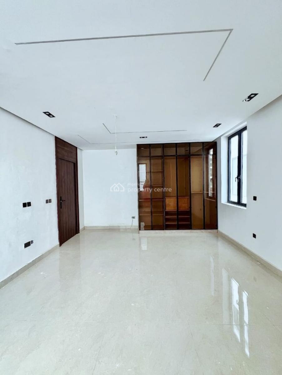 5 Bedroom Fully Detached Home with Swimming Pool,, Lekki Phase 1, Lekki, Lagos, Detached Duplex for Sale