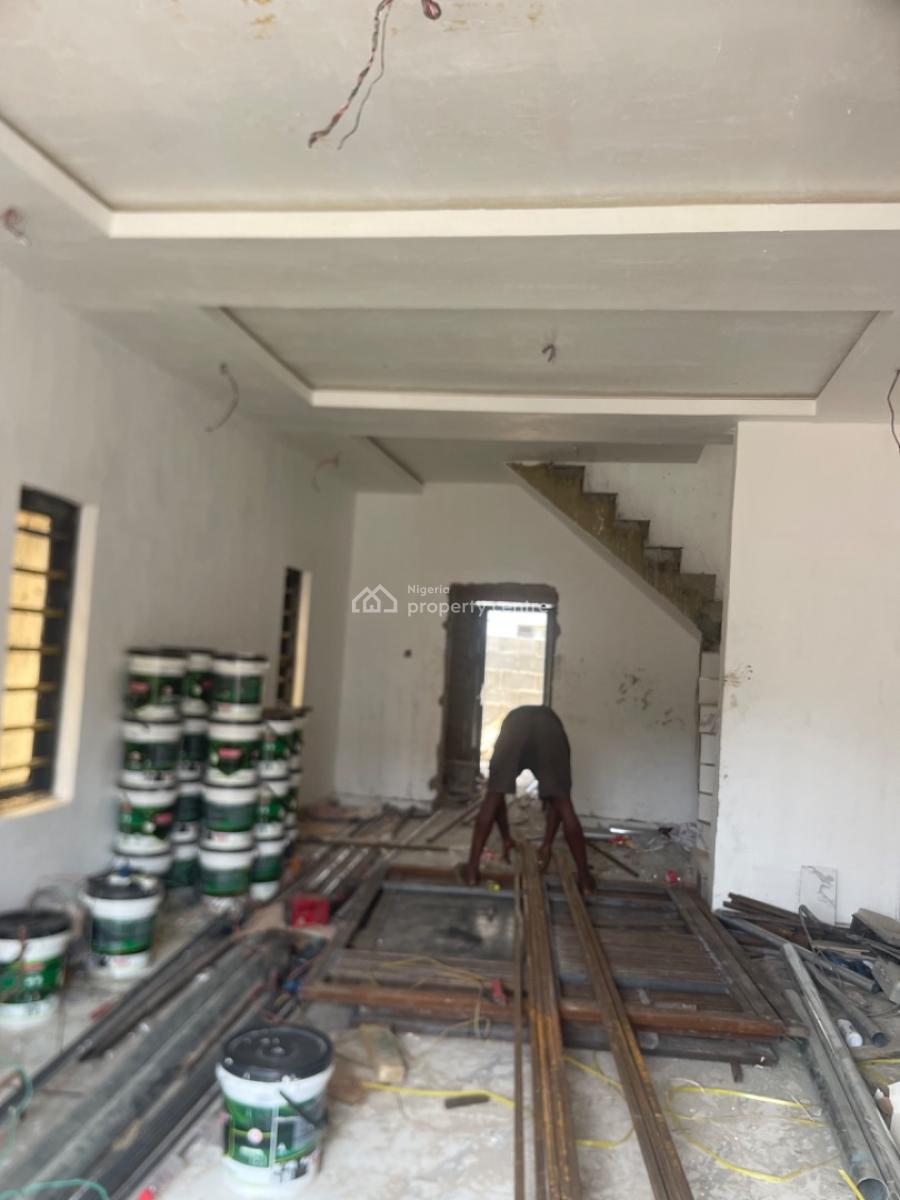 4 Bedroom Duplex with a Bq, Anthony, Maryland, Lagos, Semi-detached Duplex for Sale