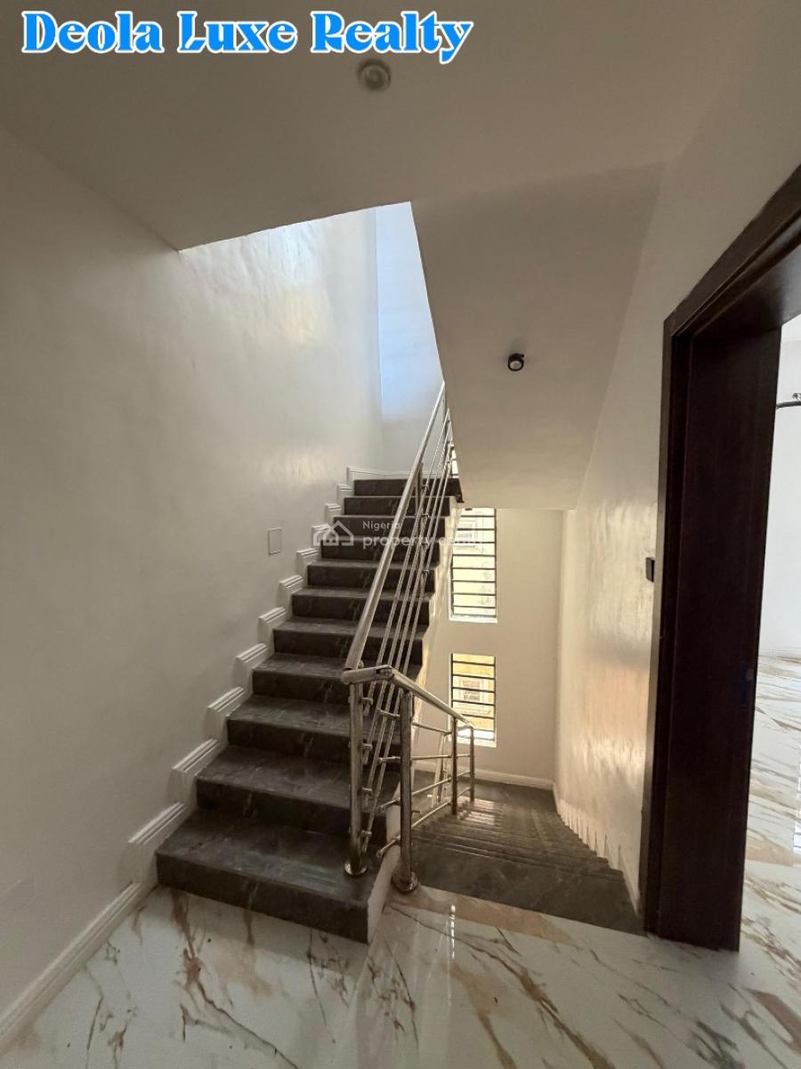 a Very Nice and Spacious 4 Bedroom Semi Detached Duplex, Off Spg Road, Ologolo, Lekki, Lagos, Semi-detached Duplex for Rent