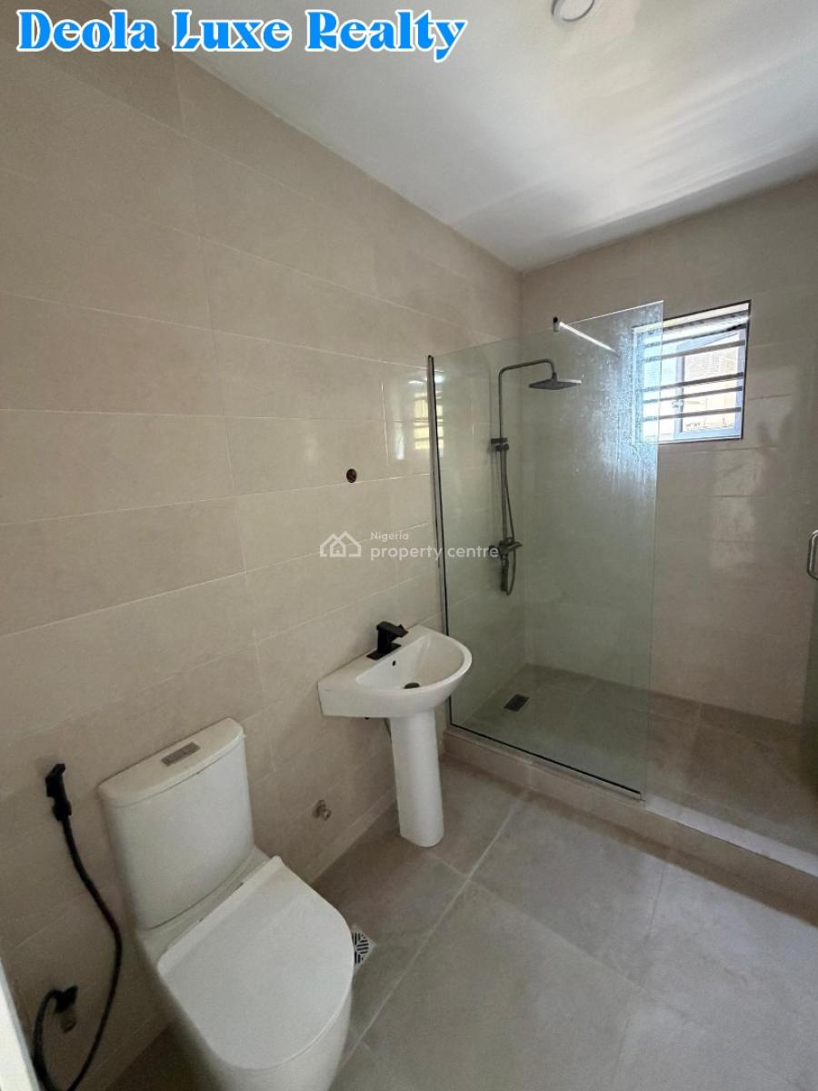 a Very Nice and Spacious 4 Bedroom Semi Detached Duplex, Off Spg Road, Ologolo, Lekki, Lagos, Semi-detached Duplex for Rent