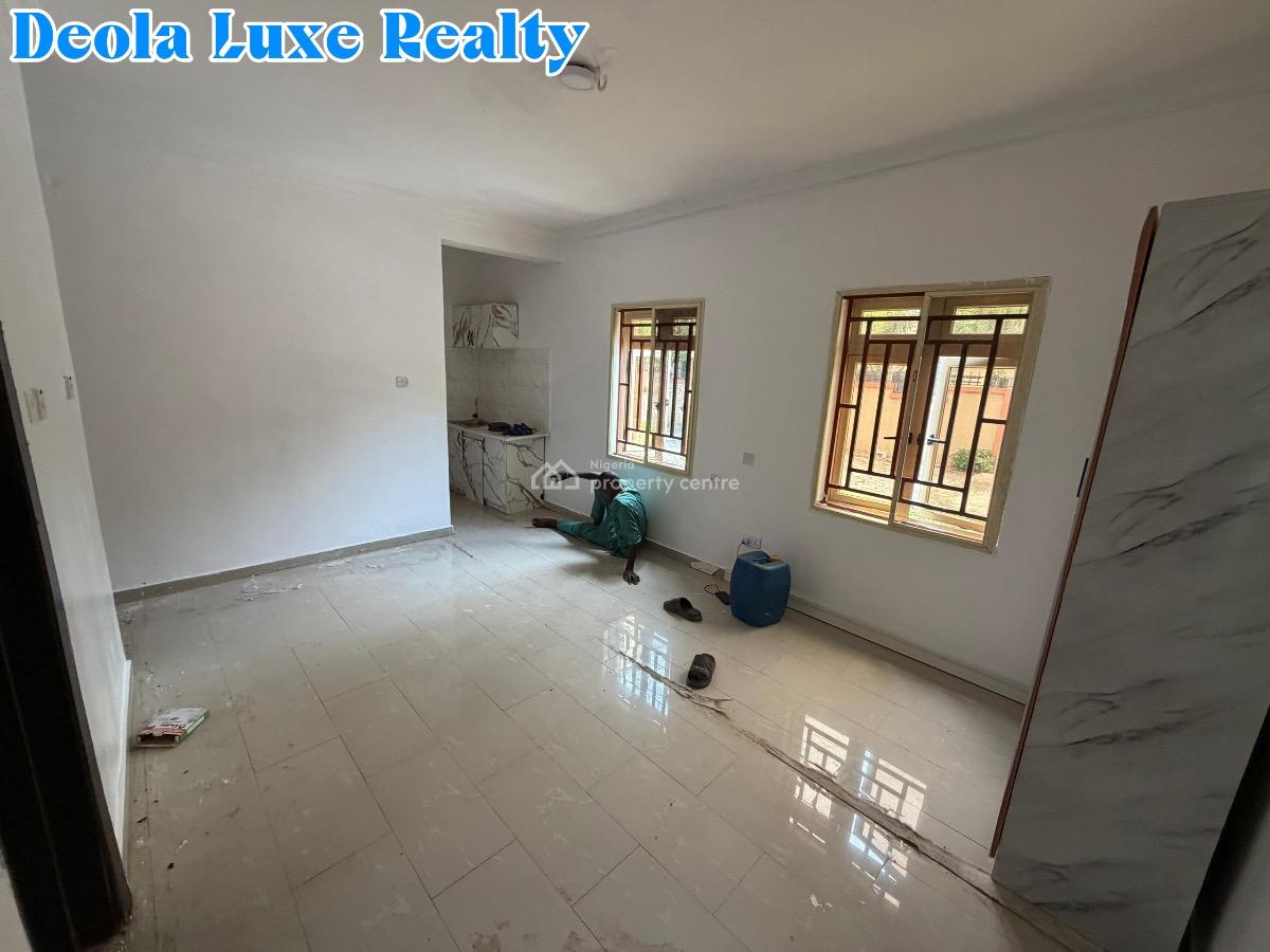 a Nice and Clean Fully Serviced Studio Apartment, Off Admiralty Way, Lekki Phase 1, Lekki, Lagos, Self Contain (single Rooms) for Rent