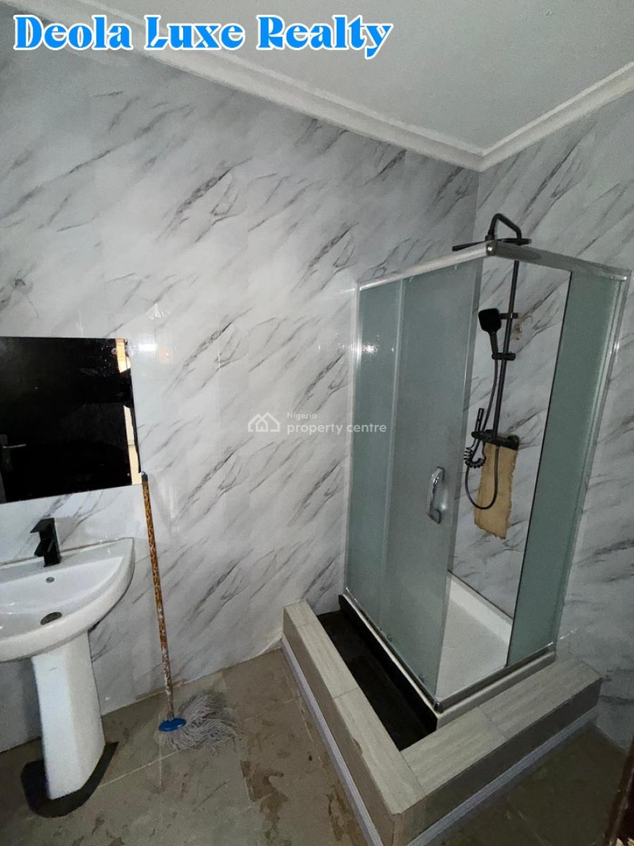 a Nice and Clean Fully Serviced Studio Apartment, Off Admiralty Way, Lekki Phase 1, Lekki, Lagos, Self Contain (single Rooms) for Rent